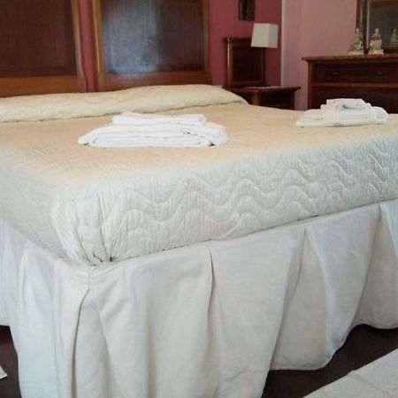 Corte Posta B&B - Parcheggio E Bagno In Camera Мантуя Екстер'єр фото