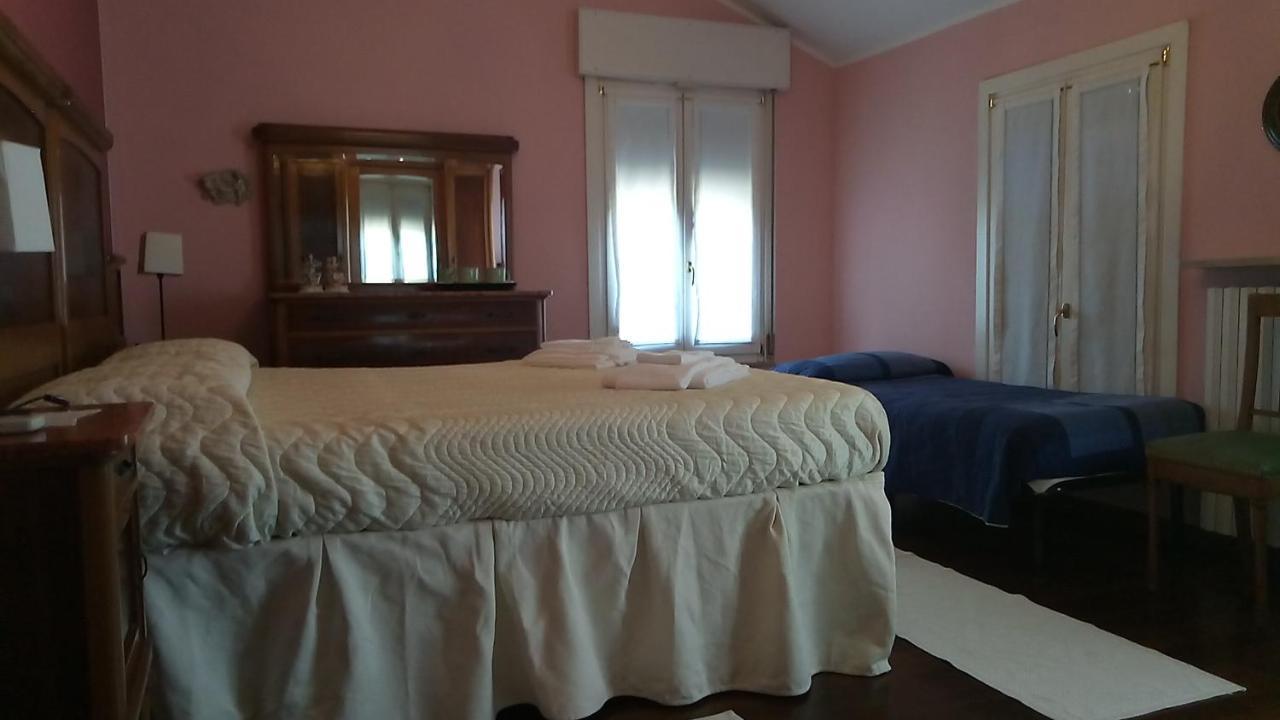 Corte Posta B&B - Parcheggio E Bagno In Camera Мантуя Екстер'єр фото