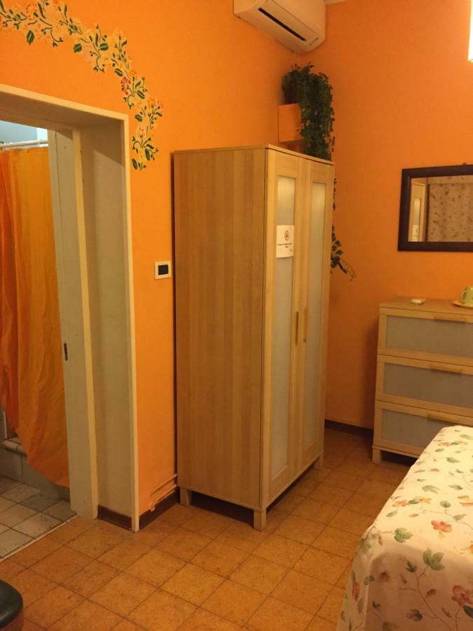 Corte Posta B&B - Parcheggio E Bagno In Camera Мантуя Екстер'єр фото
